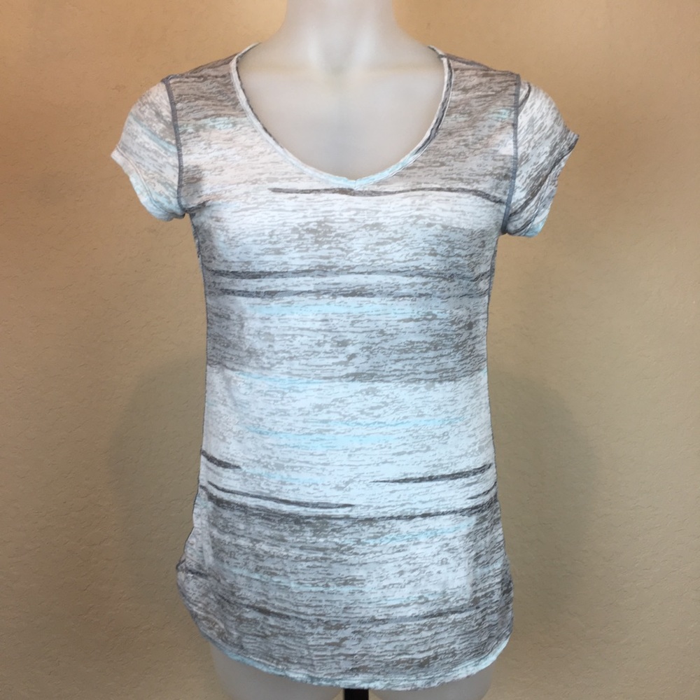 Earth Yoga T-shirts organic clothing V-neck Sz L